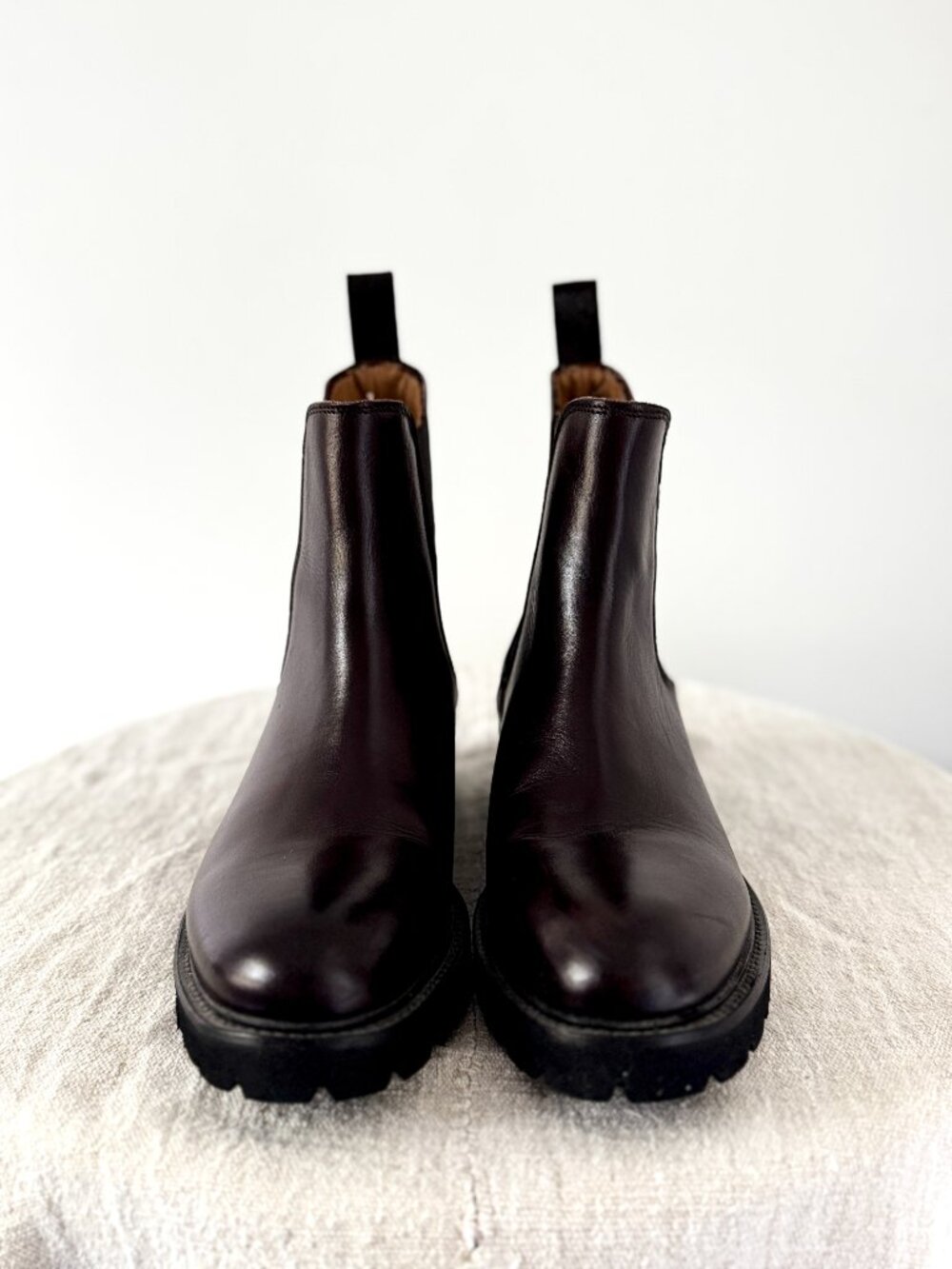 British Passport - Chelsea Boots (size 38)